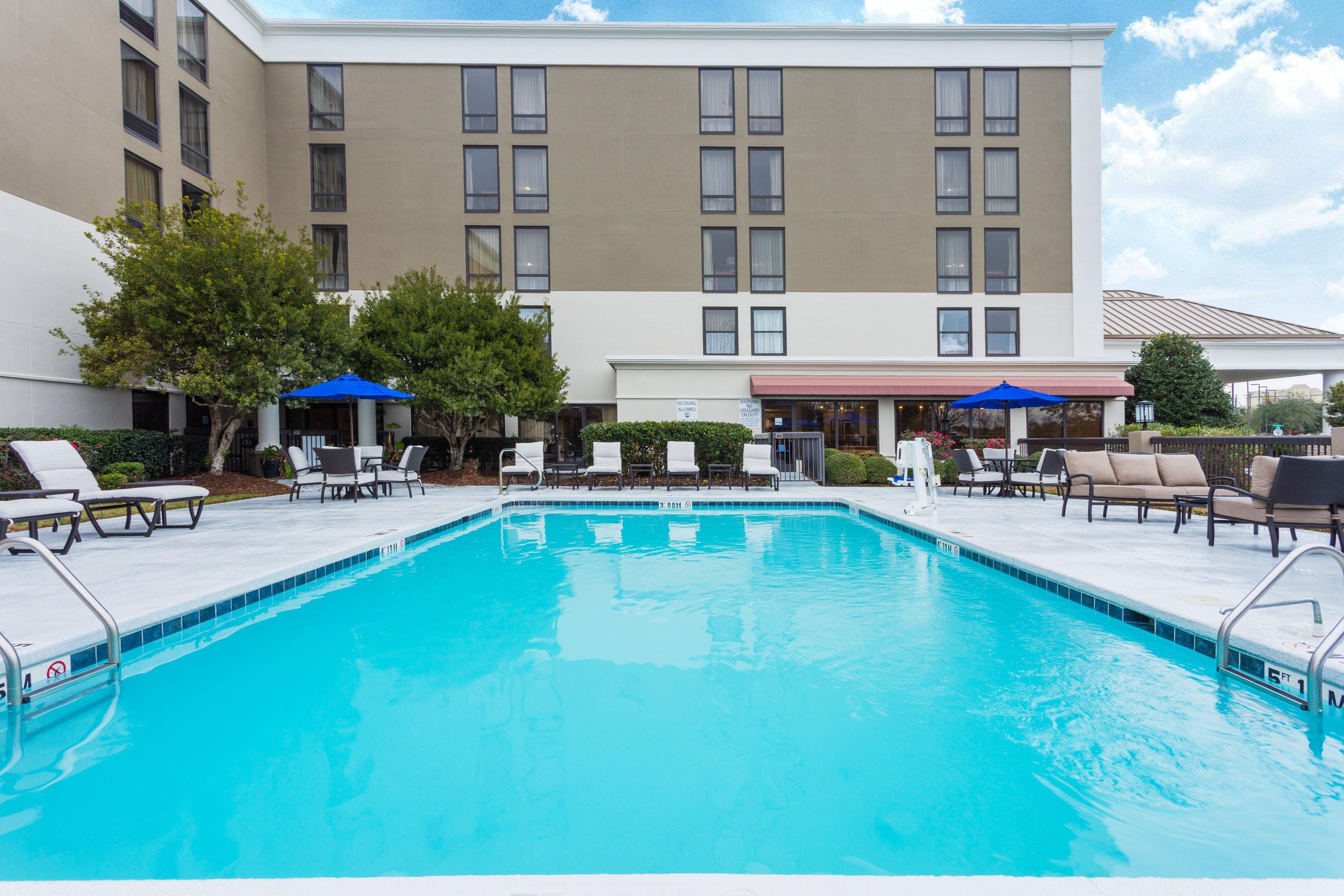 Holiday Inn Express & Suites Wilmington-University Center By Ihg Exterior foto